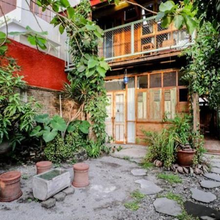Lorong Homestay Bantul Buitenkant foto