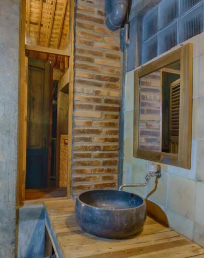 Lorong Homestay Bantul Buitenkant foto