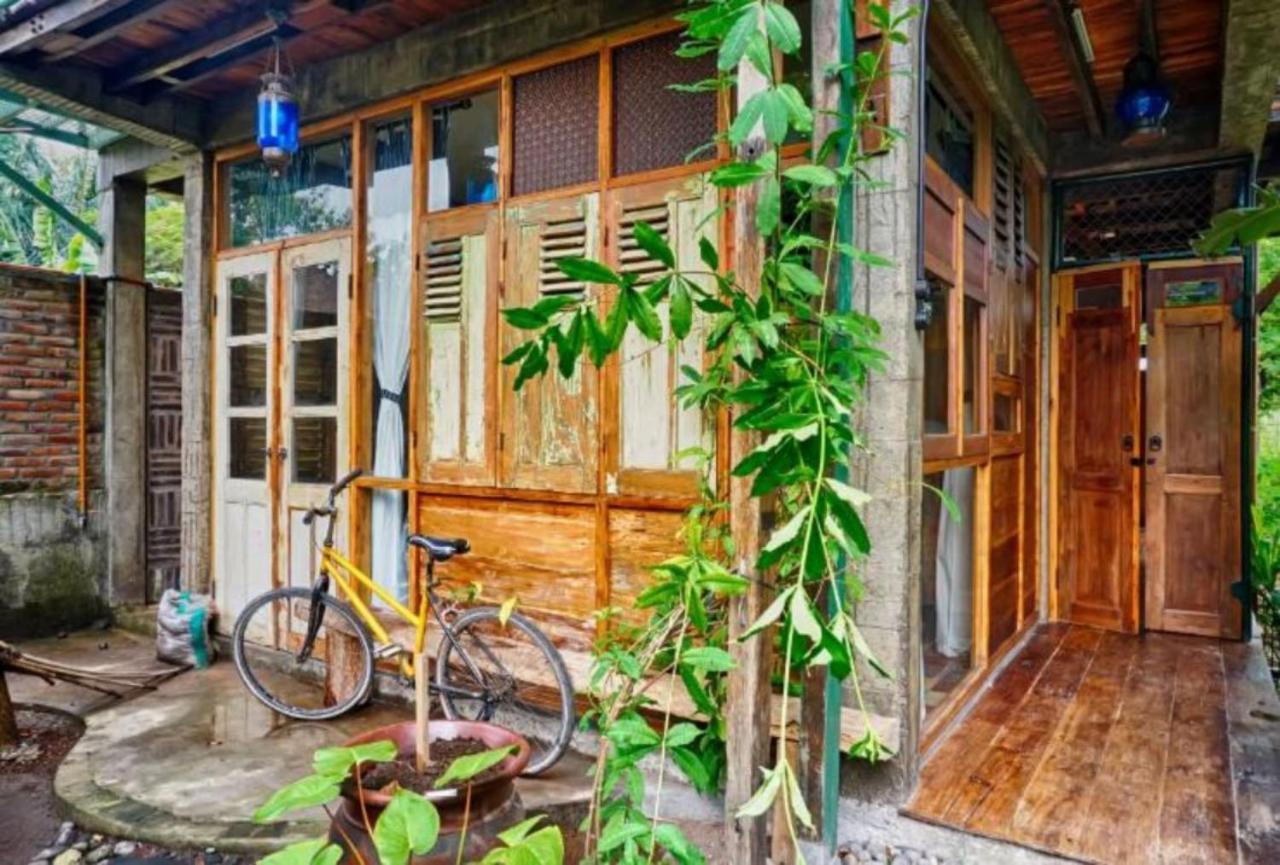 Lorong Homestay Bantul Buitenkant foto