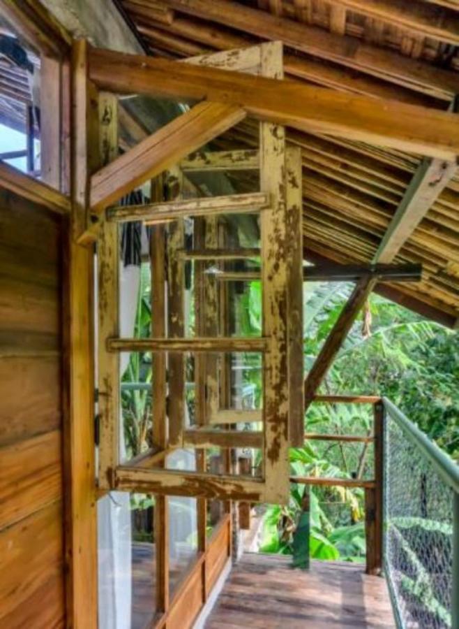 Lorong Homestay Bantul Buitenkant foto