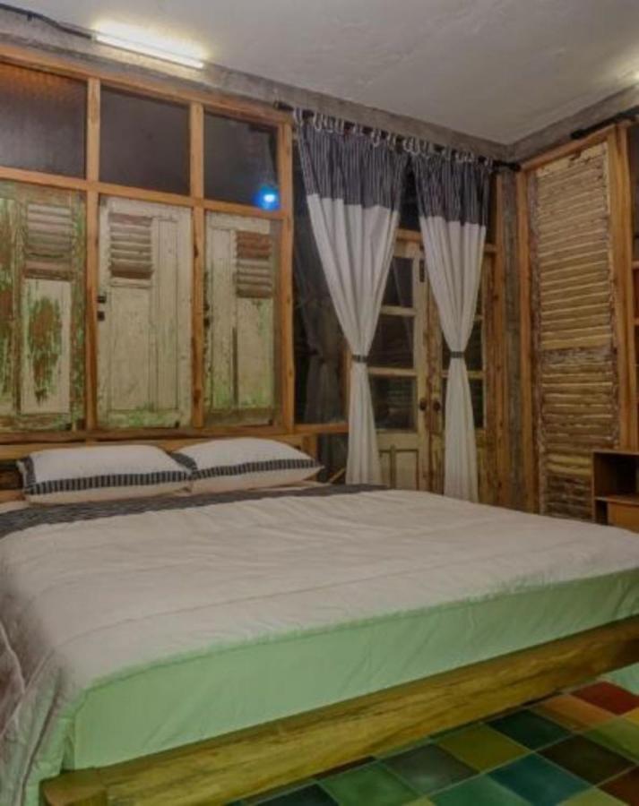 Lorong Homestay Bantul Buitenkant foto
